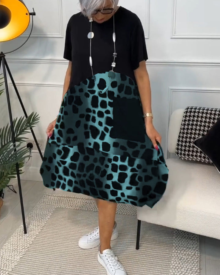 Allison - Şık Kısa Kollu Leopar Desenli Midi Elbise
