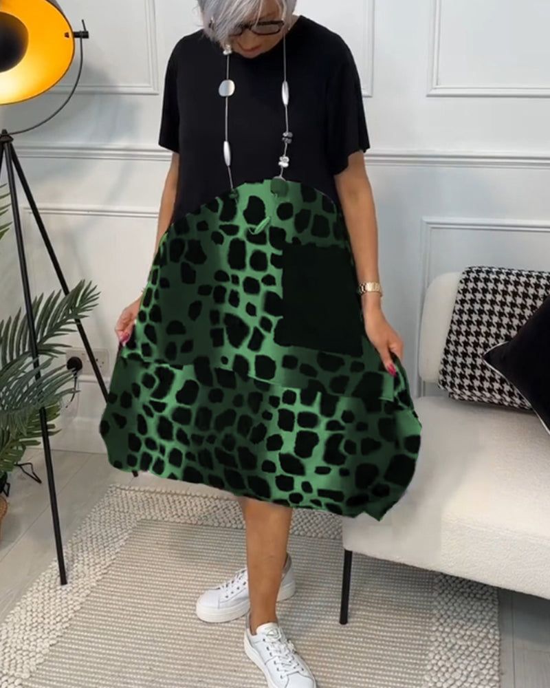 Allison - Şık Kısa Kollu Leopar Desenli Midi Elbise