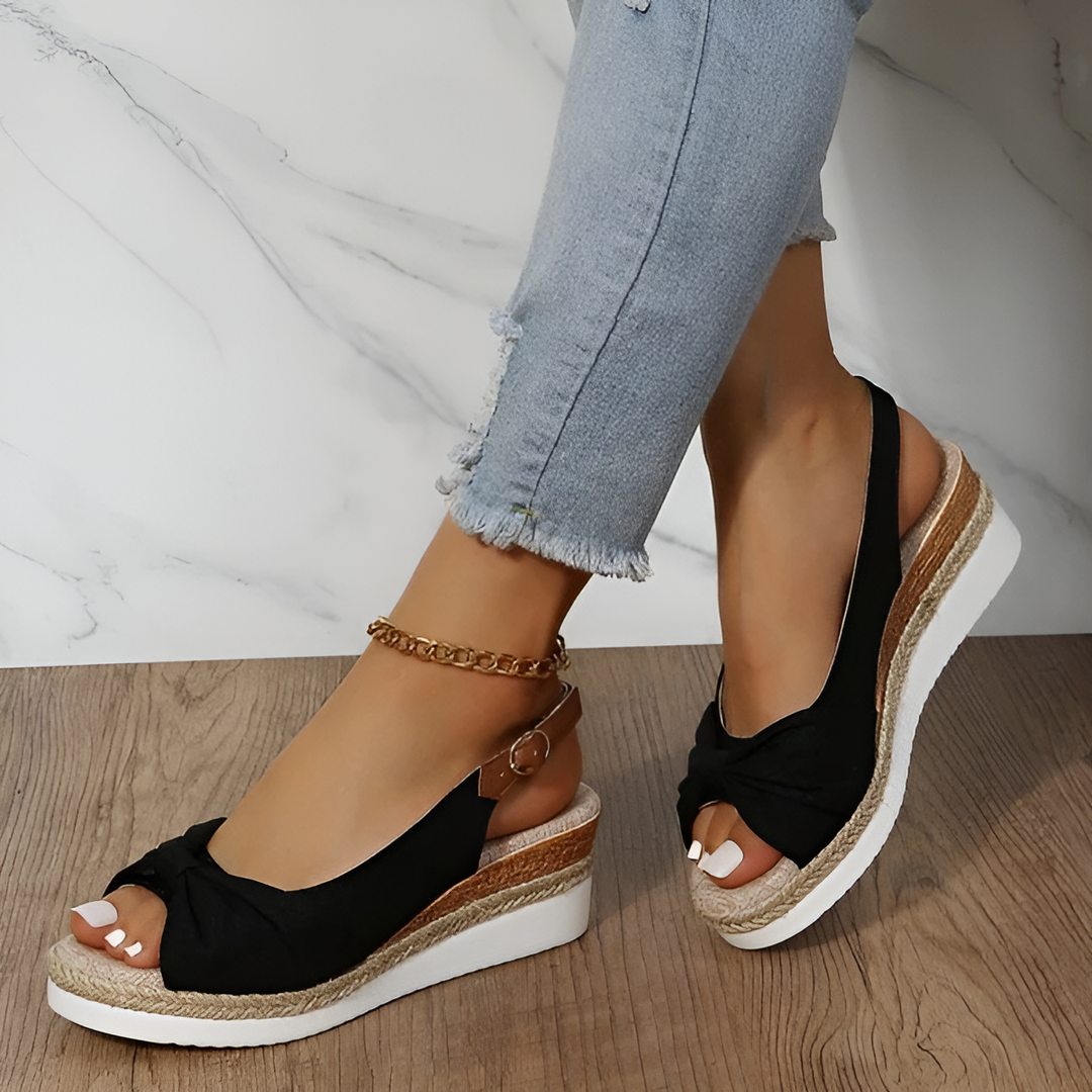 Celina - Ergonomik Fiyonk Sandaletler